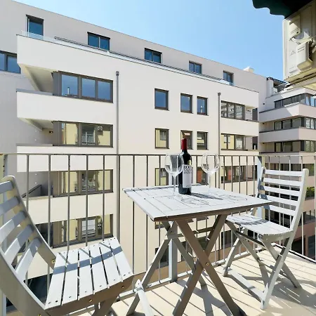 Lägenhet Corvin - Free Parking- *