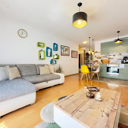 Corvin - Free Parking- Apartment *