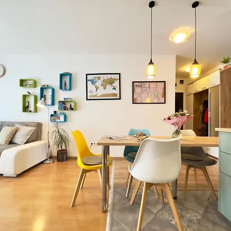 Lägenhet Corvin - Free Parking- Budapest